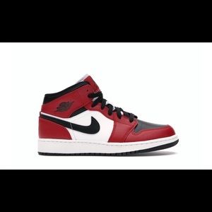 JORDAN 1 MIDS CHICAGO TOE SIZE 6.5Y/8W
